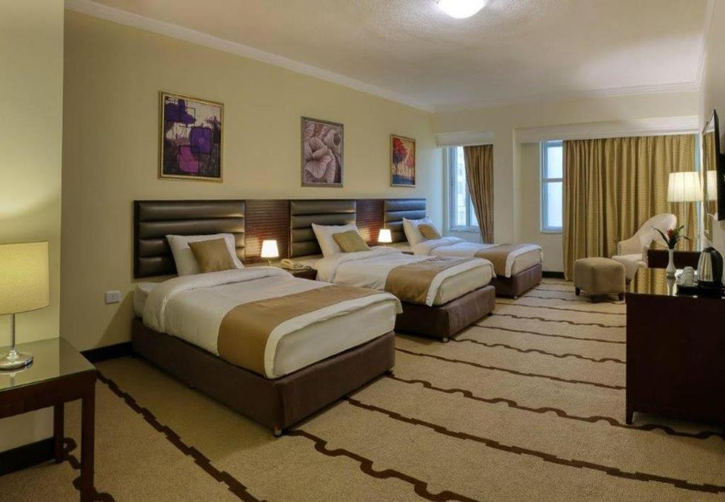 Carnival Hotel Амман Экстерьер фото
